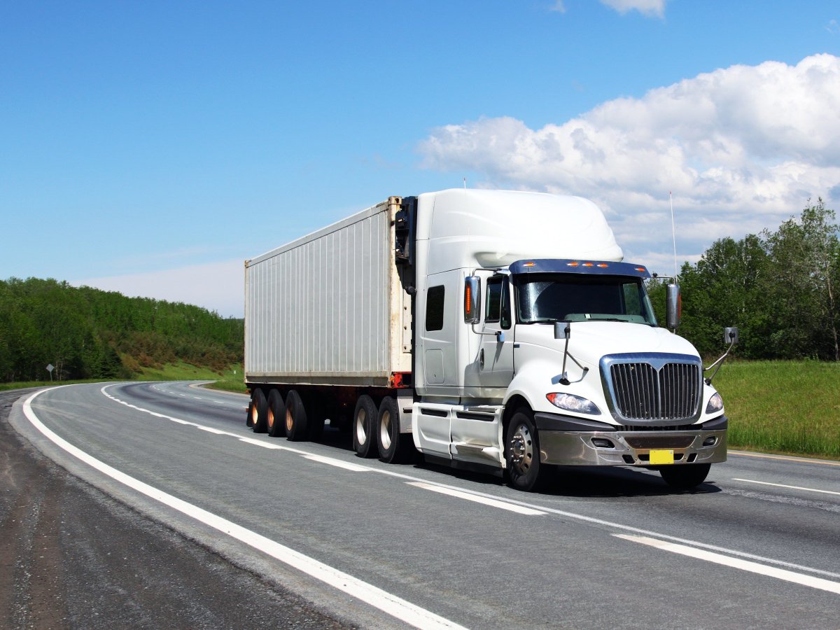 Truckers should e-file highway use tax return by September 3

lrtaxaccounting.com/single-post/Tr…