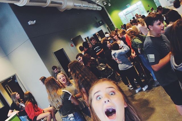 thejstudents's tweet photo. We can’t believe it 😆😁😝 Wednesday is almost here!!! That means we are finally all back together! We are saving you a seat 🙌🤙👏 https://t.co/iGtxsYJhA2 https://t.co/Mt5P0qaUXl