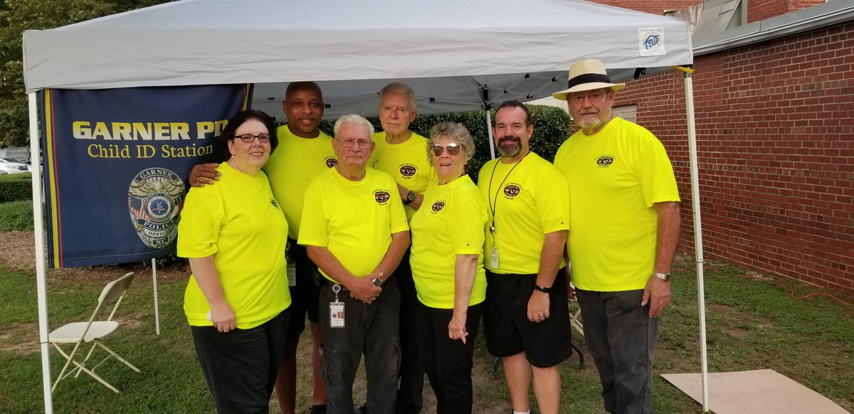 garnercaptteam's tweet photo. Our team was out tonight supporting national night out and doing child id’s. #garnerncpolice https://t.co/b2EazjWlc3