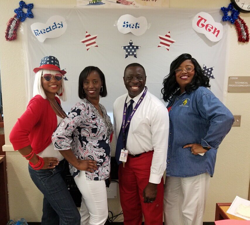 lakeisha_nathan's tweet photo. Still excited from HCES amazing preschool! @MrsGreen1997 @HopeCentennial @ChristyAliaga @ClaudiaMejias13 @JGomezELLs https://t.co/2drsdiIBFC