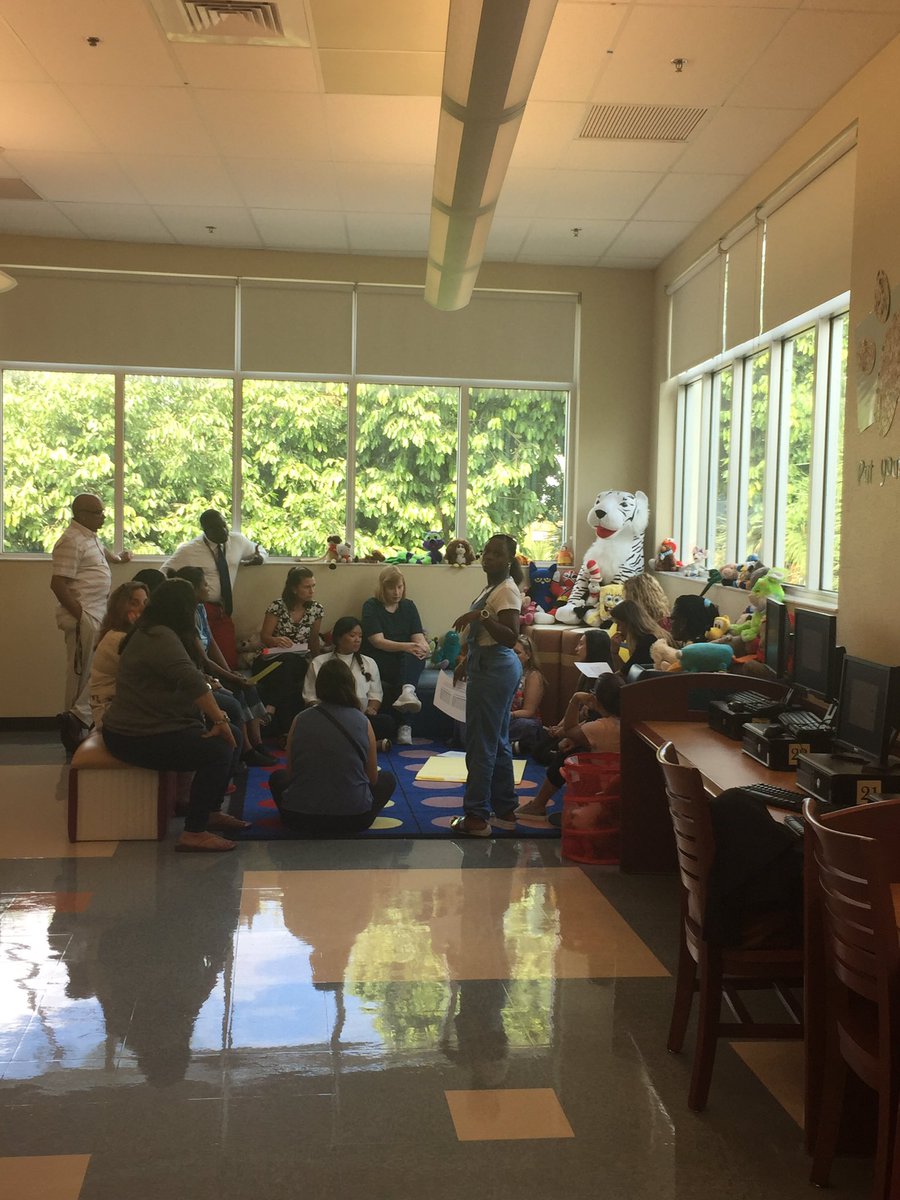 lakeisha_nathan's tweet photo. Still excited from HCES amazing preschool! @MrsGreen1997 @HopeCentennial @ChristyAliaga @ClaudiaMejias13 @JGomezELLs https://t.co/2drsdiIBFC
