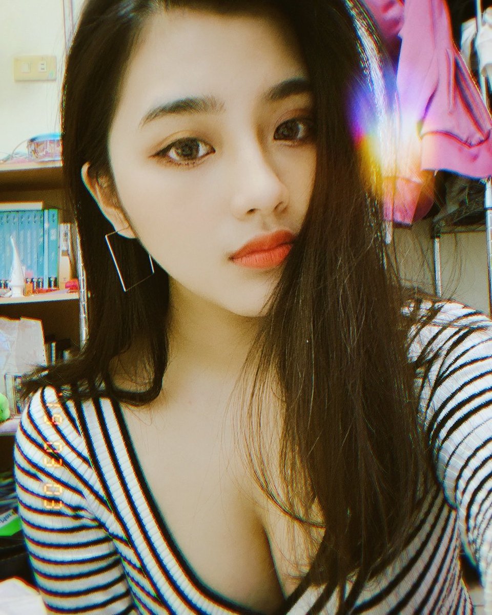 ILeighsa's tweet photo. 全球会员过万
男生约炮加微信：575996717
#一夜情 #女友 #伴游 #制服 #丝袜 #美女自拍  #裸聊 #租友 #外围女 #情人 #御姐 #约炮 #约炮交友 #首尔 #东京 #厦门 #车模 #伴游 #北京 #上海 #武汉 #成都 #外围模特 #啪啪啪 #做爱 #上门服务 #高端外围 #商务模特 #洛杉矶 #纽约 #纽约外围女 #纽约约炮 https://t.co/ySMBzgBVxR