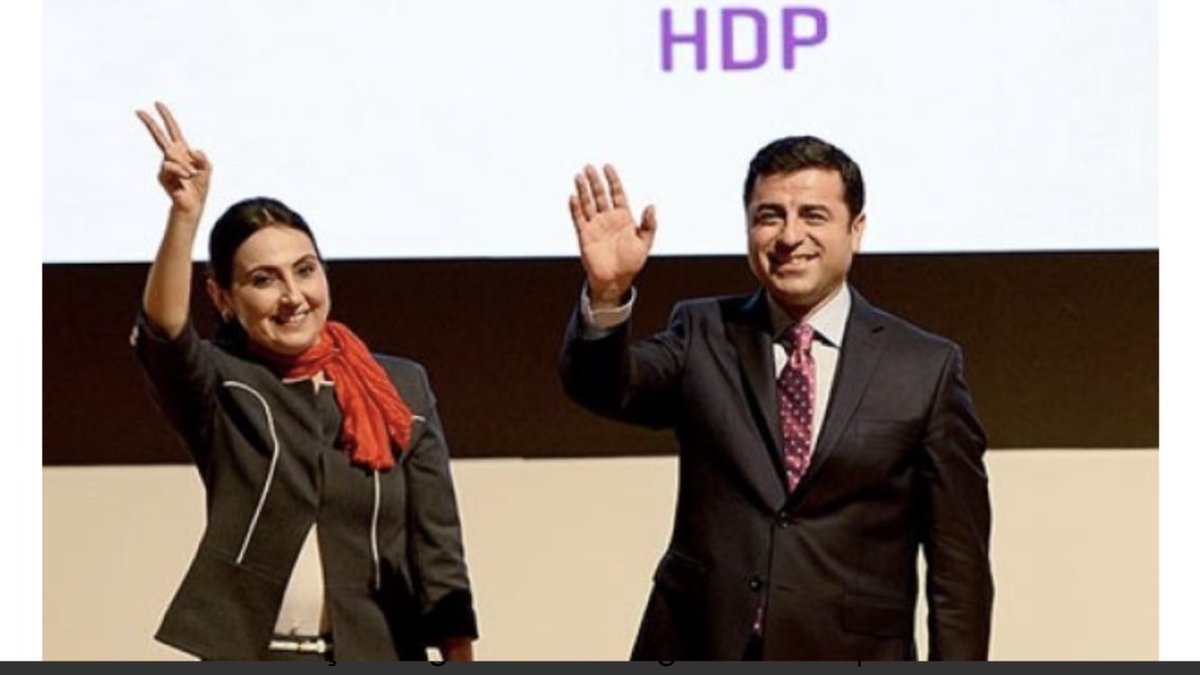 bdpergunes's tweet photo. Selahattin Demirtaş Figen Yüksekdağ ve tüm tutsakları özgür bırakın.
#freeDemirtas https://t.co/icwkJ0QIg6