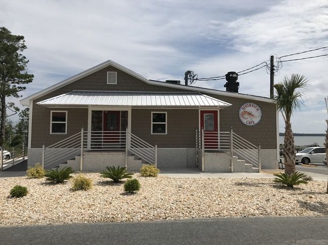 TreasureSales's tweet photo. LOCAL NEWS: 73 years. That’s how long #RiverviewCafe, a #SneadsFerry, #NorthCarolina staple has been open. That’s also how long the #restaurant has been owned and operated within the same family that opened it in the first place. https://t.co/qW49FMKd5F https://t.co/BMQGa6GaUi