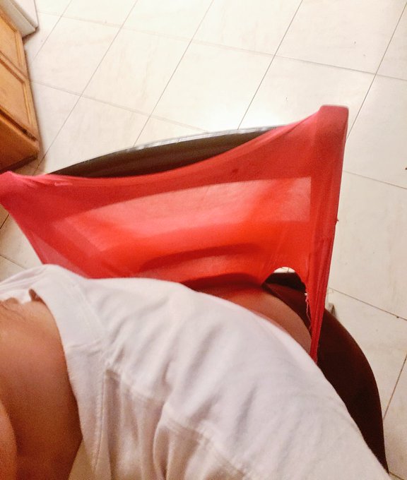 I love these panties... hopefully they go over my head soon 🤤🥰 https://t.co/DuJUXZNG5k