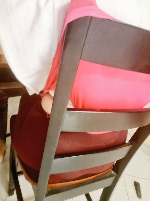 I love these panties... hopefully they go over my head soon 🤤🥰 https://t.co/DuJUXZNG5k