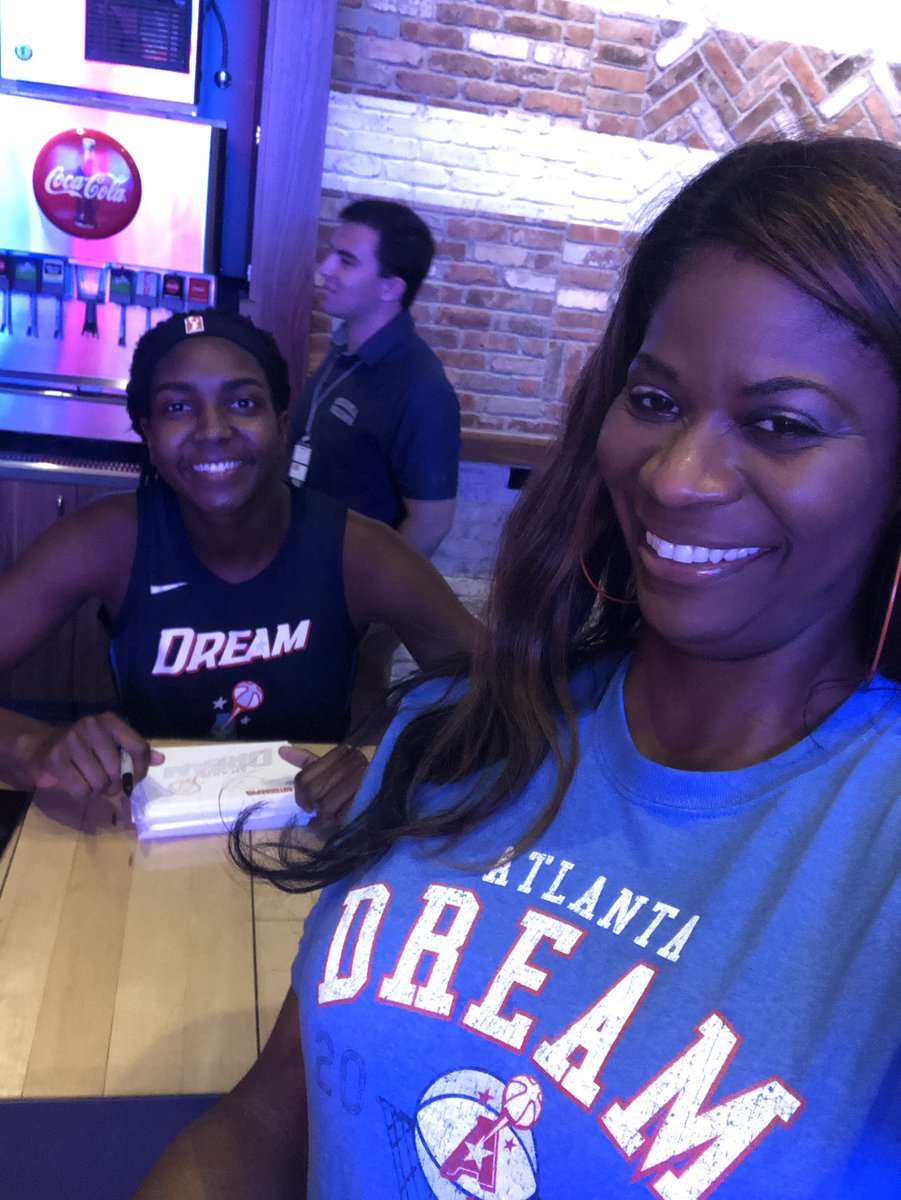 RisaShine19's tweet photo. @AtlantaDream Autograph Night for Elite Members. All smiles with my two faves @tiphayes3 @E_Williams_1 #defendtheatl #1Fan 🏀 https://t.co/XFuz1ljNo5