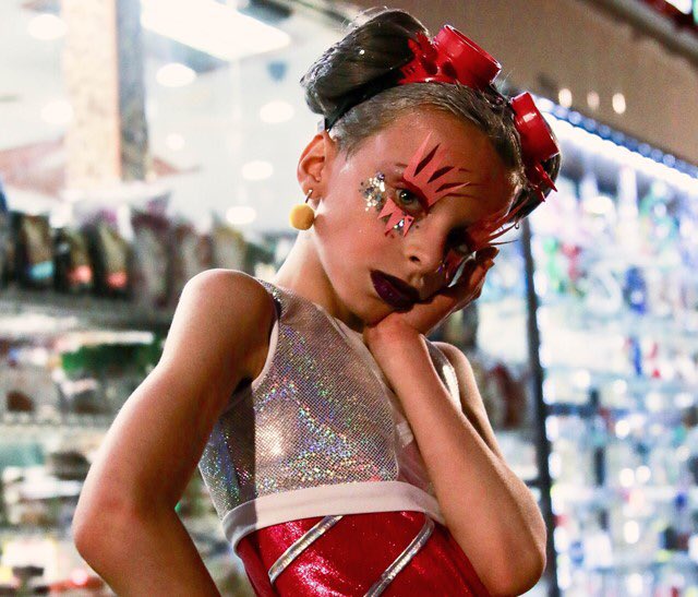 SGoldbergstien's tweet photo. I would like to personally thank the rightful People of Israel for being such strong advocates in the United States for equality, for people to love who they wish, normalizing children dressing in drag, and pushing transgender rights. Thankyou all ๐ฎ๐ฑ๐ณ๏ธโ๐#JewishPrideWeek https://t.co/aSkOddYlH3
