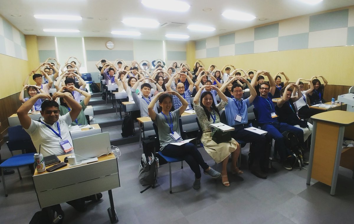 koo_lab's tweet photo. We love organoids!!! From the Cambioscience Organoid Workshop in Busan, Korea #KooLab #IMBA #Cambioscience #Organoids https://t.co/0dK1GXpVLV