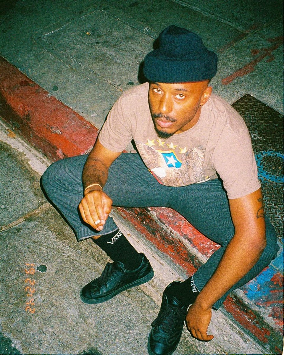 RootsFloating's tweet photo. @CALEBORATE just may be the deepest rapper to ever come out of the bay area, and the dude is finally beginning to see specs of the respect his art deserves 🙏 check his new live performance below! https://t.co/5goDqx7MVu #newartist #newmusic https://t.co/kKDQYWnOt8