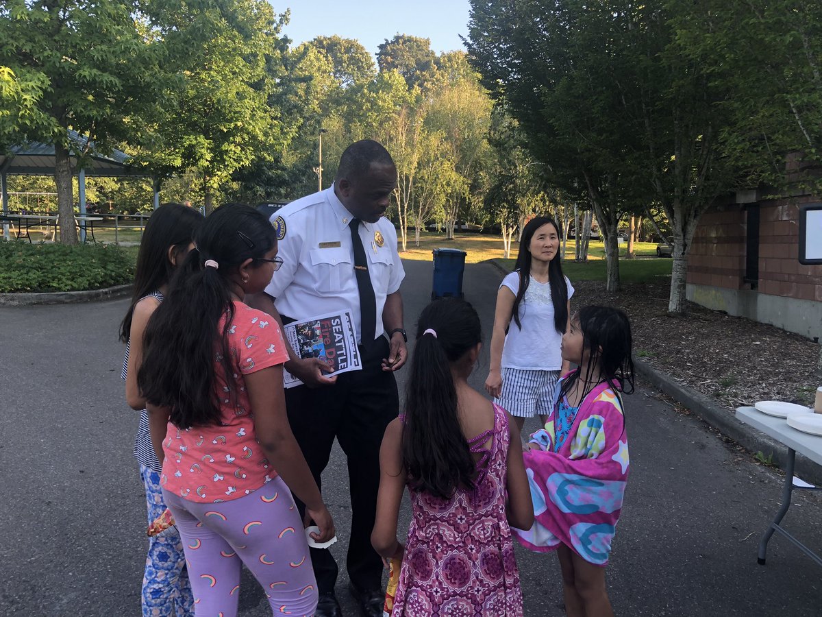 SeattleFire's tweet photo. #SeattleNightOut is the perfect night to recruit our next generation of firefighters! Community members can bring their kids to SEATTLE FIRE DAY at Stan Sayres Memorial Park on Aug. 24 to see what firefighting is all about! More details soon to come... https://t.co/f9SWt1Db6p