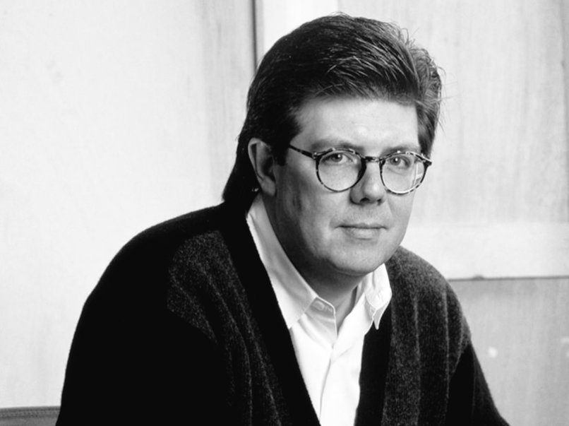 #OnThisDate in 2009 #TeenMovie icon and #NationalLampoon filmmaker #JohnHughes died in New York City.

.

(1950 - 2009)