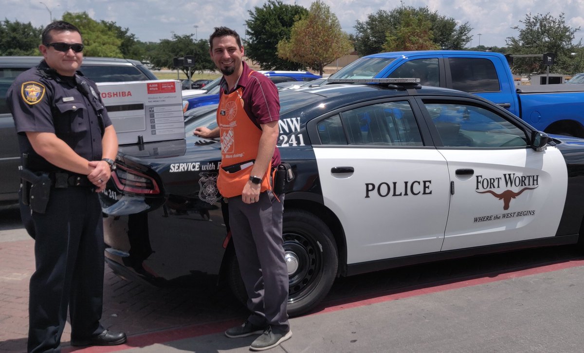 6549 Assisting the Ft. Worth Police Dept by donating an AC to someone in need in this TX heat. #givingback #badgerup 🐾🐾 #swbest <a href="/KratzWill/">Will Kratz</a> @6549_Angel <a href="/todda113/">Todd Allen</a> <a href="/MelissaG_THD/">Melissa Griffith</a> <a href="/czech_steve/">Steve Czech</a> <a href="/ronniegravesii/">Ronnie</a> <a href="/CarpenterTrina1/">Trina Carpenter 🐾</a> <a href="/Gladys_LS/">Gladys</a>