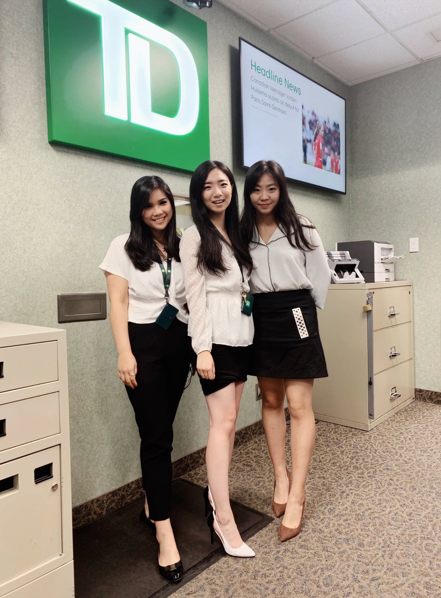 Lee__Jessie's tweet photo. TD Tuxedo Tuesday #TDReadyForYou #MakeItPersonal https://t.co/7umrNT997j