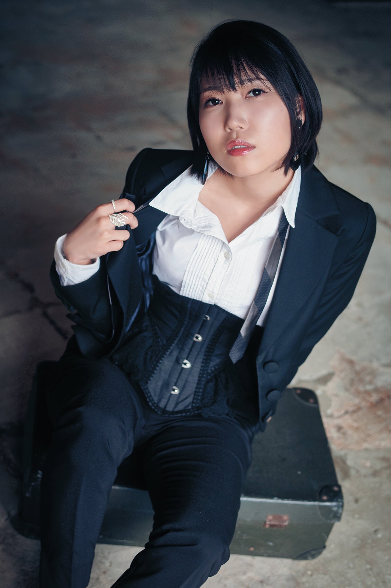 Amazon.co.jp: 相坂優歌1st写真集17℃ : 相坂 優歌, 岡本 武志: 本