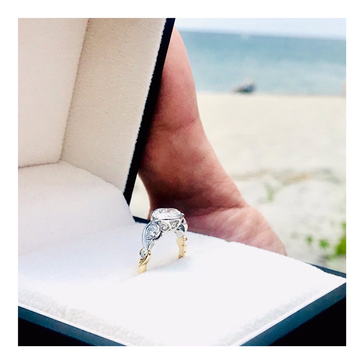 Bashert_Jewelry's tweet photo. Beach Love Stories - our elegant Lagoon three stone engagement ring, modified to create a custom Love Story for one absolutely amazing lady with a taste for East-West set Oval Diamonds.
🏖 💍 🏖 
#beachlovestories #bashert #bashertjewelry https://t.co/zPpAOZgja9