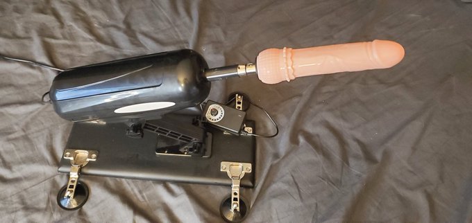 Come watch me use this bad boy for the first time tonight! 😉 https://t.co/ygbaYGSMmk https://t.co/f2