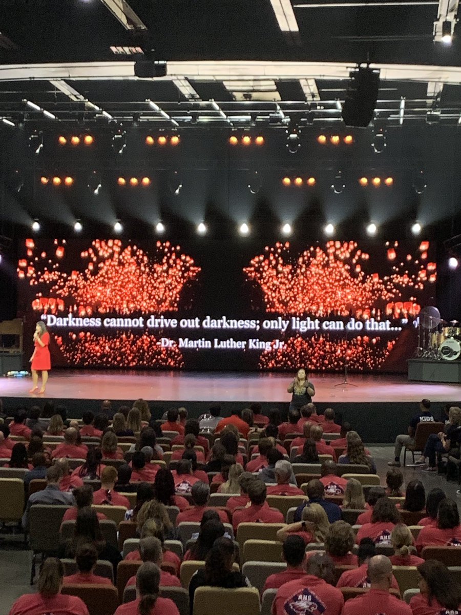 MrsJordan_ASE's tweet photo. Great time at @HumbleISD convocation today. Excited about starting my fourteenth year with my amazing Kindergarten team @HumbleISD_ASE. I also got to see my friend Lori Twomey. #HumbleISDConvocation #BeTheLight https://t.co/ijzdzUBb07