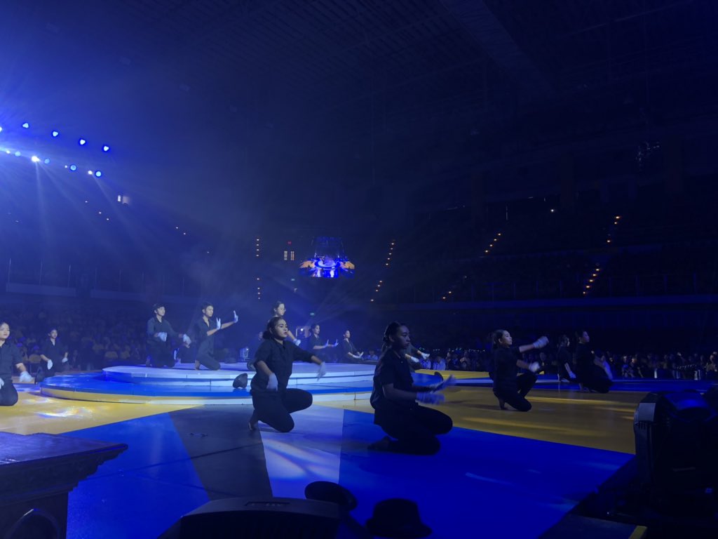 ustjhssc's tweet photo. Our very own CDT gave a very wonderful dance performance for our freshies. ๐ค๐ป๐ฏ๐ฅ
#benaKIDS
#ALABUST
#ALAB2019 https://t.co/lsJg3On6Px