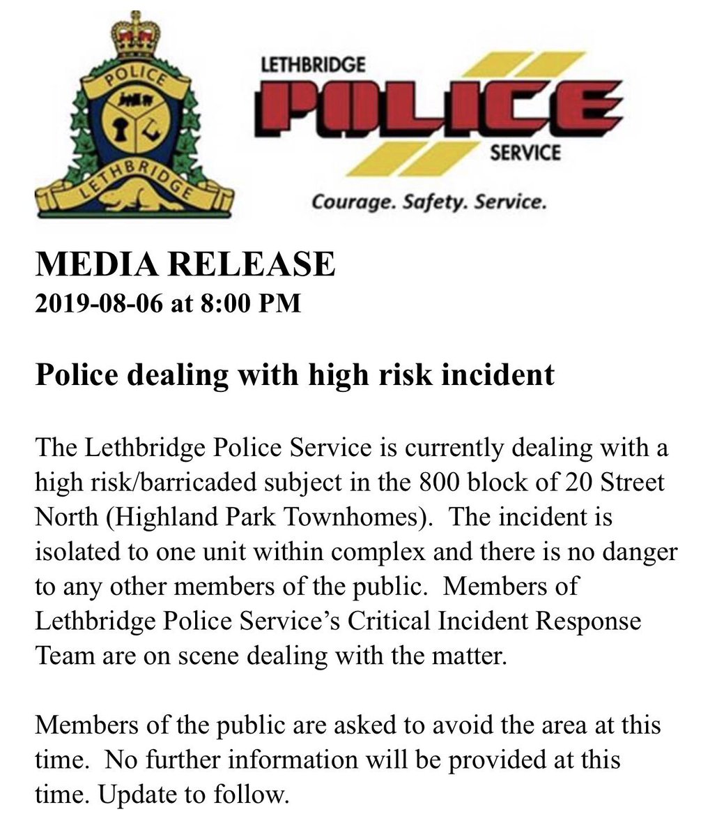 lethpolice's tweet photo. Police on scene at incident involving high risk/barricaded subject. #yql https://t.co/s40D63R3tP
