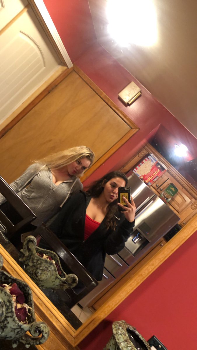 rachelklisz's tweet photo. Happy birthday babe 🎉💖💖 so thankful for u and all our fun memories can’t wait to make more🥳 I love youuuu https://t.co/r6WZoJNFGS