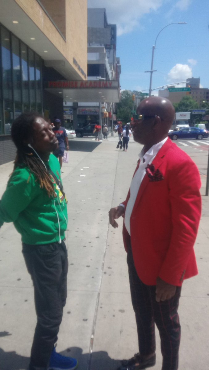 blackpaperlp's tweet photo. Me and Dapper Dan @DapperDanHarlem https://t.co/vonorko0DD