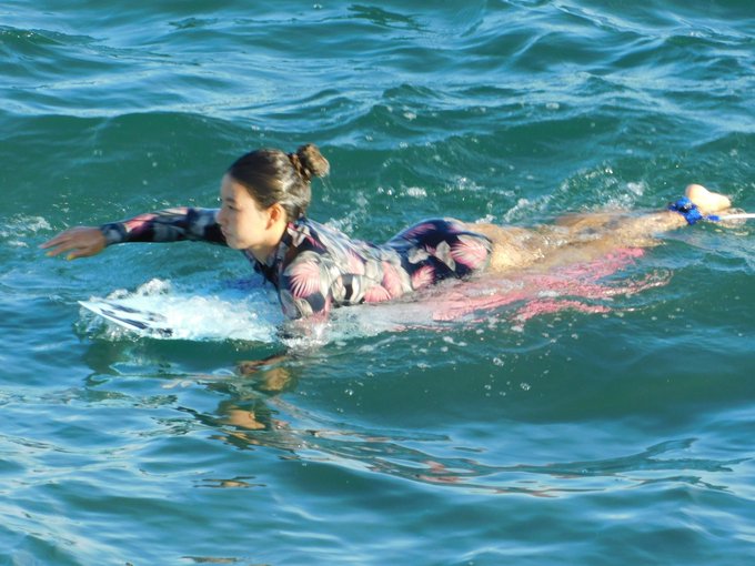 Surfer girls out in the water during the #USOpenOfsurfing 2019 in Huntington Beach, California (all original<a href="/tag/usopenofsurfing"class="tags">#USOpenOfsurfing</a><a href="/tag/surfergirls"class="tags"><span>#surfergirls</span></a>