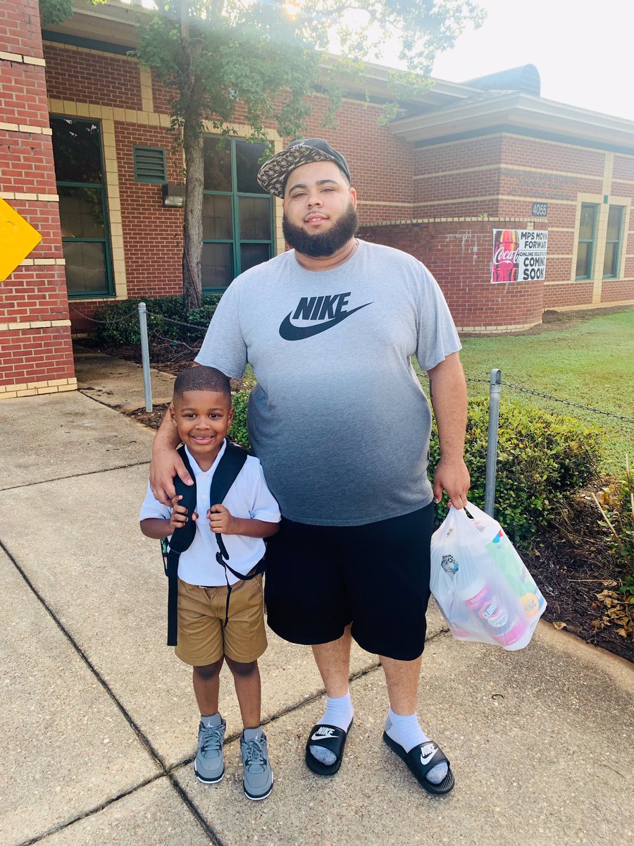_FatSean_95's tweet image. My brother had to step away for a while , so I stepped in ! I cherish moments like this and I’ll never ever miss anything when it comes to you nep 🤞🏽💯❤️ I remember holding you as a baby now I’m walking u into school as a kindergartener 🥺‼️ #FreeMyBrother🙏🏽