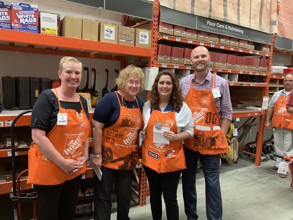 2686HDSalem's tweet photo. More recognition from a great day! #RVPwalk @JasonArigoni @thdShannon @NicoletteH17 https://t.co/gHVGMt4xsq
