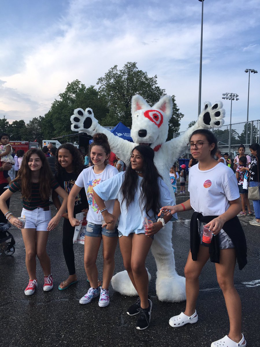 CathyMehring's tweet photo. What a great first NNO for Parsippany EVER!!#NationalNightOut #rainorshine https://t.co/Gk1tnPPNl7