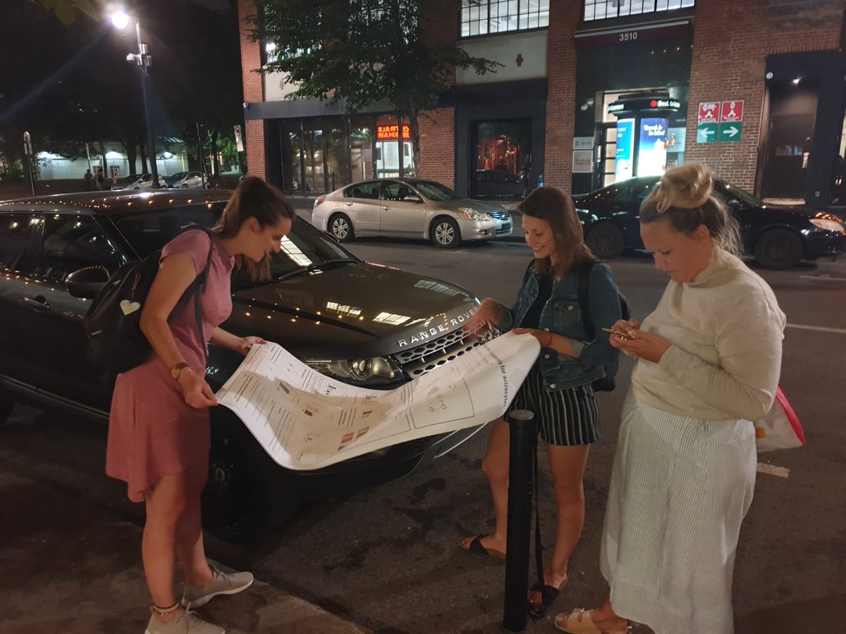 It's never too late to discuss science. Meissner &amp; Duarte Lab poster session somewhere on the streets of Montreal. #ISNASN2019 #WeAreNeurochemistry #S1Psignaling #stroke