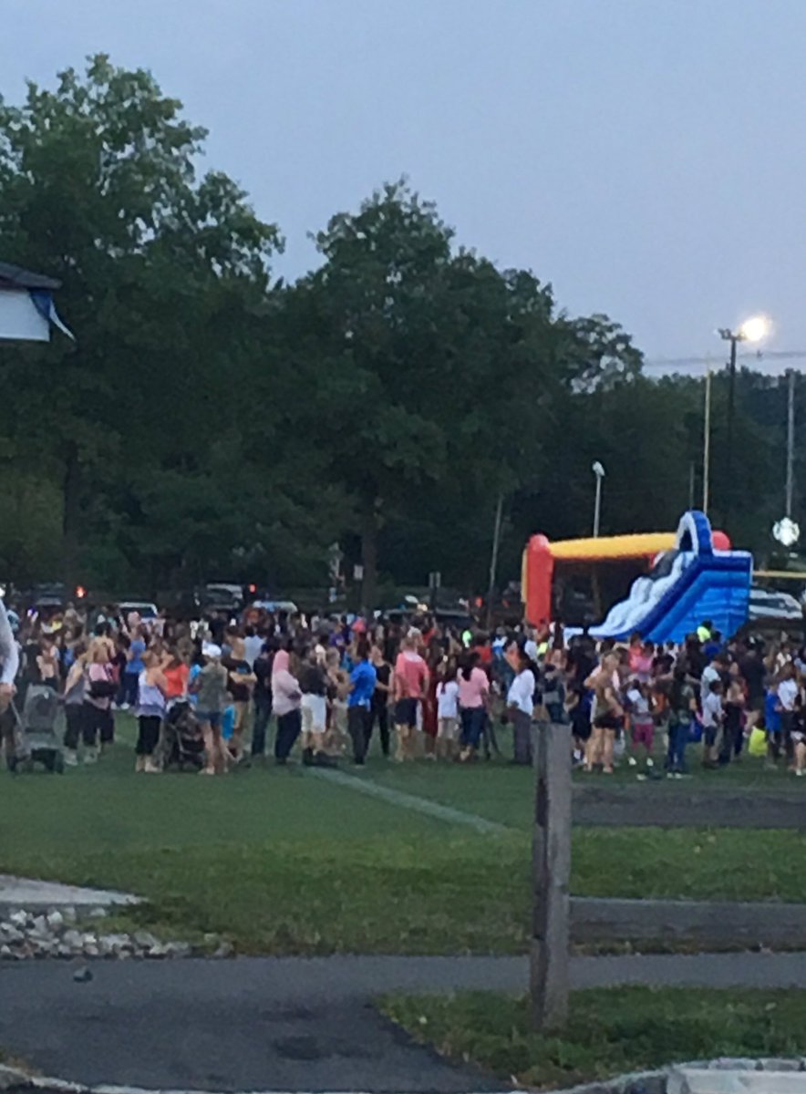CathyMehring's tweet photo. Parsippany’s first NNO huge success #everyyear https://t.co/XNXErv7GFp