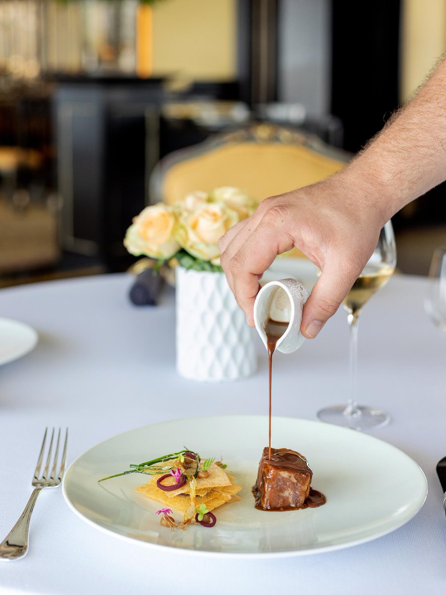 MO_BANGKOK's tweet photo. Fresh, French and Fabulous.  Chef Arnaud travels extensively around France sourcing the best freshest, seasonal ingredients to use when preparing exquisite dishes at Le Normandie. https://t.co/wanCeDYqqn