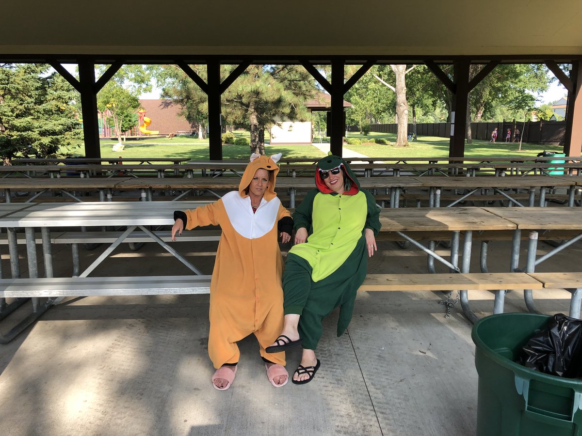 CPCF_Crystal's tweet image. Another year, another success!! We had an AWESOME time at our members party this evening!! #courtsplus #memberparty #summersun #ninedragons #lotsofgames