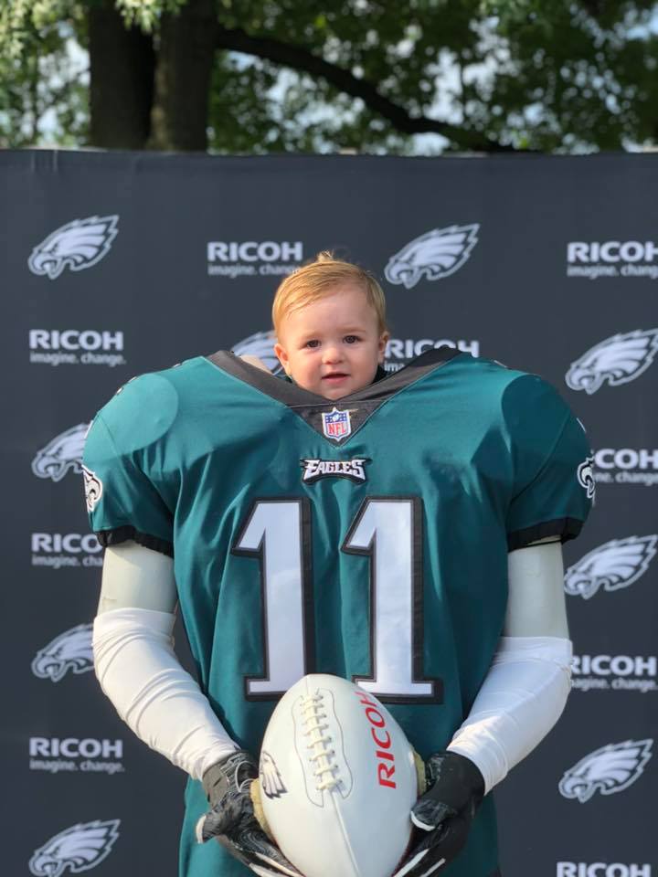 craftedaction's tweet photo. Thank you to the @Eagles and @ChildrensPhila for an unforgettable day at Training Camp and to @CoachDPederson and his wife Jeannie for chairing the 2019 CHOP Parkway Run. #parkwayrun #flyeaglesfly #teamsuperjack https://t.co/Dt5IVtBn4z
