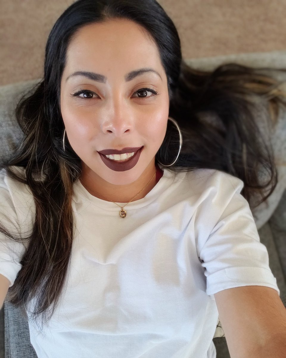gloryrojas13's tweet photo. 🖤 https://t.co/uGLzaJv7Od