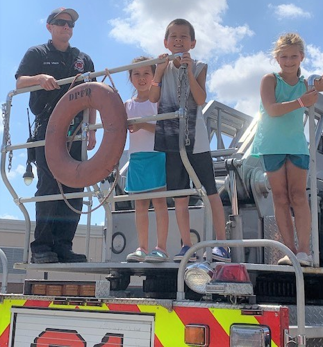 Des Plaines Fire Department tweet media