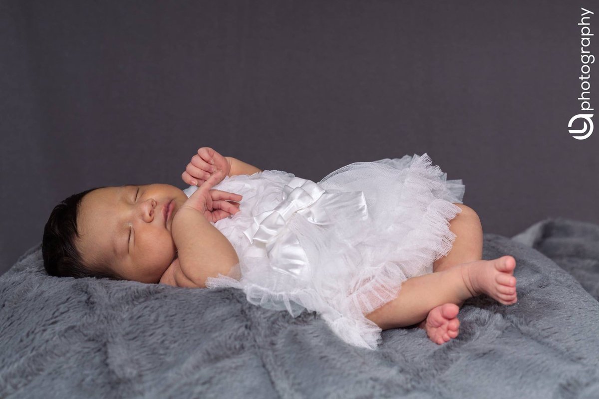 nahleilani's tweet photo. Every good and perfect gift comes from the above. James 1:17                         I LOVE NEW BORN SHOOTS.

Photographer: @nahleilani  | LA Photography ™
© 2019| All Rights Reserved.                         Follow us on: https://t.co/SW1yeFhrv1… https://t.co/ed2HpblQvN