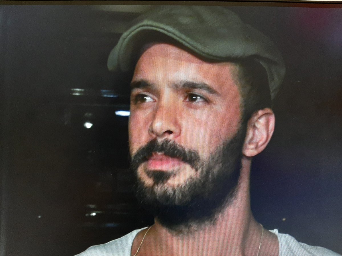 #Kuzgun dizisinin başrol oyuncusu #BarışArduç 20'sinden sonra sete çıkacaklarını söyledi ve "Bu yaz dinlendik. Diziye güzel hazırlandık. Güzel olacak, bakalım" dedi.