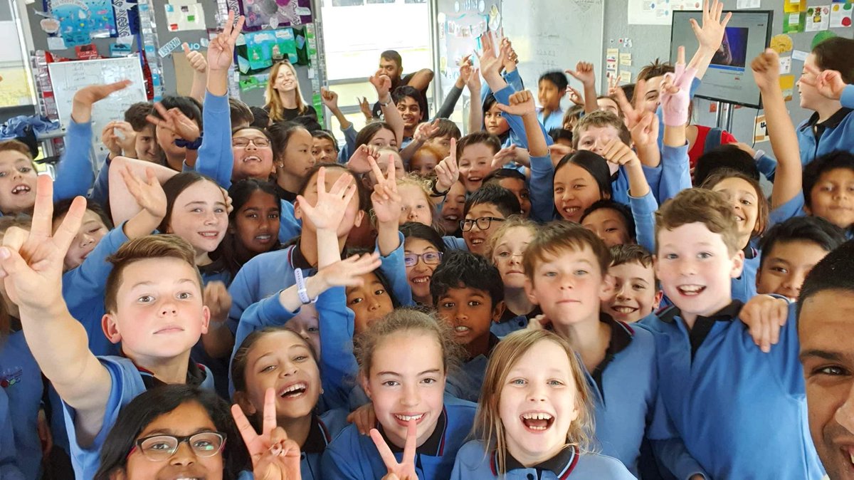 naomi_toland's tweet photo. Amazing workout with @Coachta86, nominee for New Zealander of the Year. Such a great afternoon, growing awareness of how we can help our fitness and know who to go to when we are stuck #SFSdetermined #SFSTakeaction #SFSselfaware @StonefieldsSch https://t.co/JrzF4mxhSb