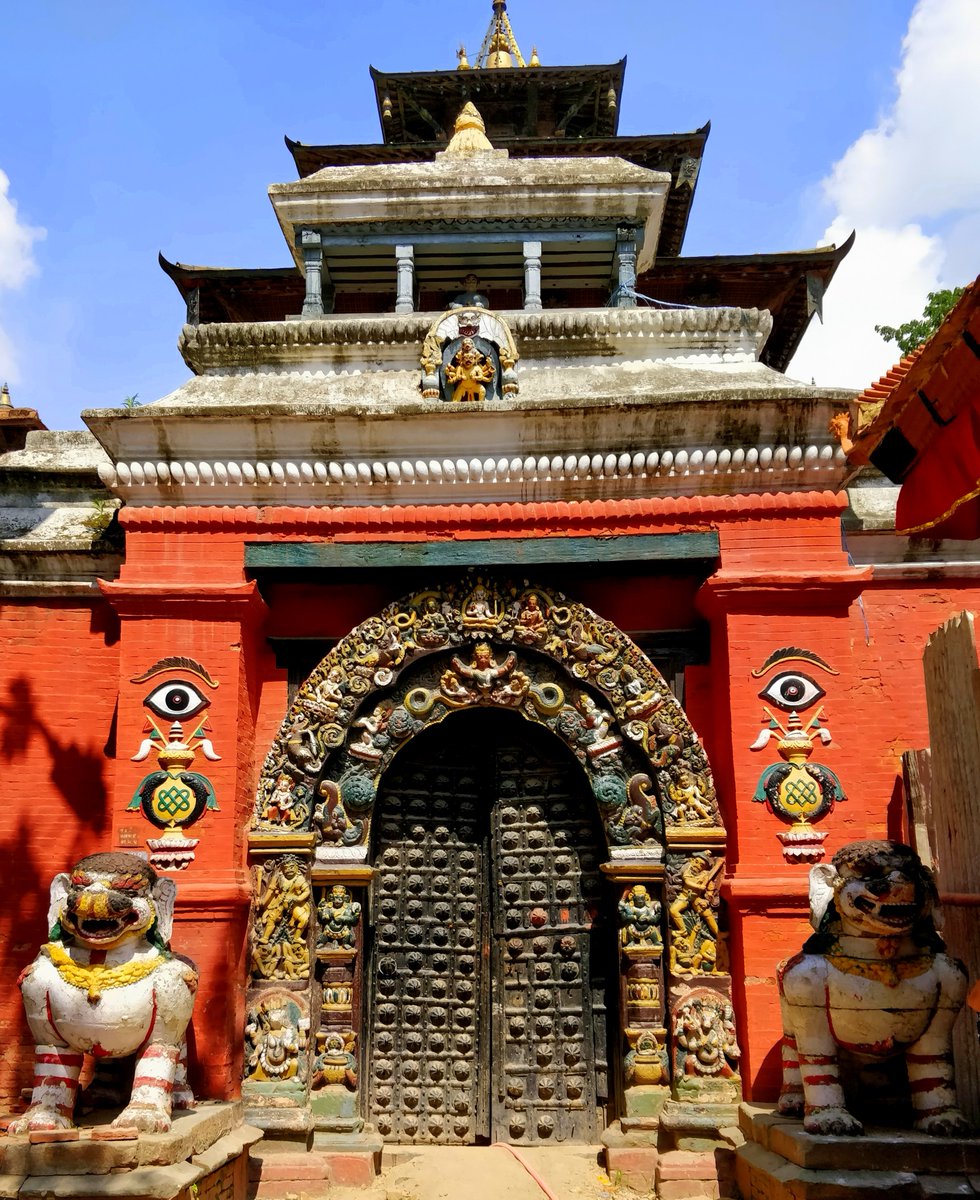 IMVoyager's tweet photo. Places to visit in Kathmandu, Nepal – A Complete Kathmandu Travel Guide
Click to read: https://t.co/jkjvc7XKPs
#travel #Kathmandu #KathmanduGuide #visitKathmandu #Nepal #visitNepal #GatewaytotheHimalayas #LifeTimeExperiences #VisitNepal2020 #HTM2019 #NEPALNOW https://t.co/AQzc4CPWJe