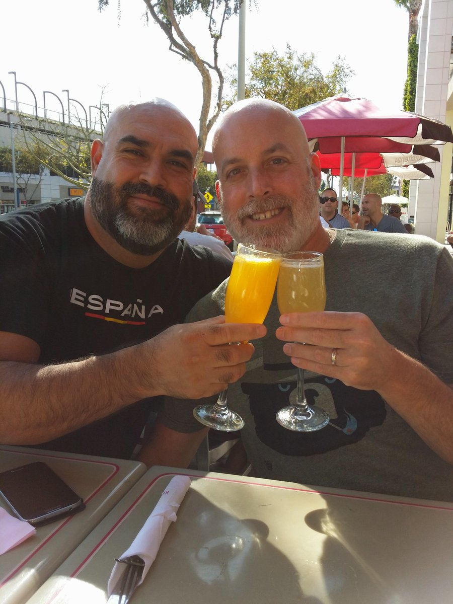 EricGFuentes1's tweet photo. Birthday Brunch West Hollywood 2013
#brunch #kitchen24 #westhollywood https://t.co/7L1esx5hxg
