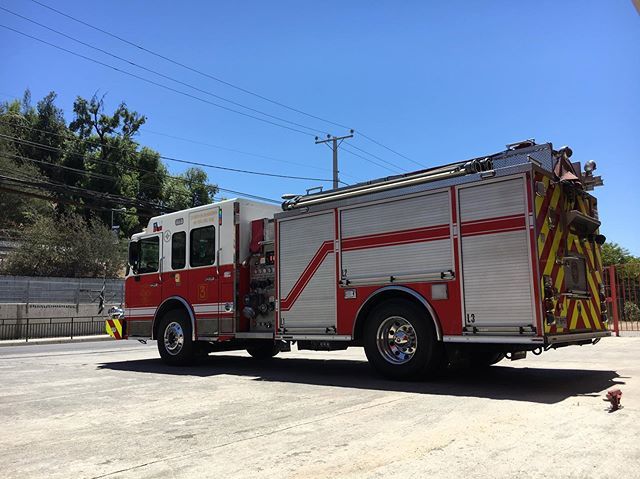 BomberosTercera's tweet photo. Maquina 32 🚒 [Spartan MetroStar]
Parte de nuestro material mayor, equipado para responder a cada emergencia que sea solicitada. 👨‍🚒👨🏼‍🚒
#firefighter #Bomberos #InstaChile @sitiodelsuceso #CBVM #TerceraViña #Emergencias #like4follow https://t.co/jiey3zJA0a