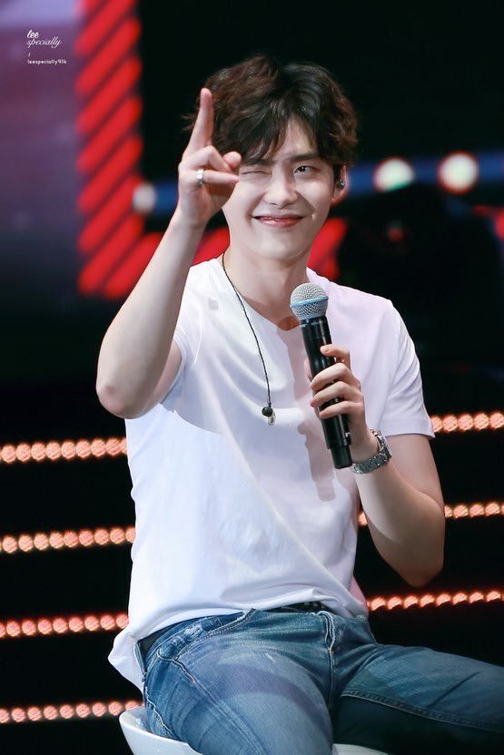 LeeJongsuk_'s tweet photo. #LeeJongsuk ❤️ https://t.co/4MCrf3Uaa4