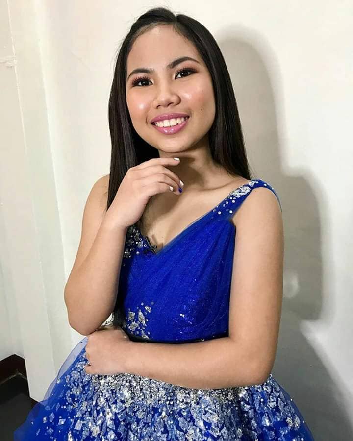 liereposposaOF2's tweet photo. Good afternoon po sa inyong lahat hanggang ngayon di niyo pa din ako sinukuan mahal na mahal ko kayo guys ingat kayo lagi mamimiss ko lab lab lab 😘❤ https://t.co/Aiupqu1PGU