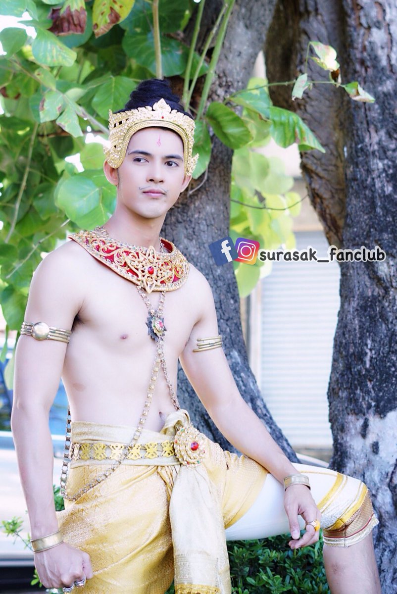surasak_fanclub's tweet photo. สวัสดีวันพุธกลางสัปดาห์ ยืนหล่อๆไป ค่ะ 

#เทวดาหล่อบอกต่อด้วย #พาลเทพ #ร้ายแล้วรักไหม #ถึงจะร้ายแต่ก็รัก #รักมาก #นางสิบสอง #นางสิบสอง2019 #นางสิบสอง2562  #samsearn #Ch7HDกด35 #ch7hd_official  #บ้านคนรักม่อน #ม่อนสุรศักดิ์ #monsurasak #surasak_suwannawong #surasak_fanclub https://t.co/odyHEVa7Wo
