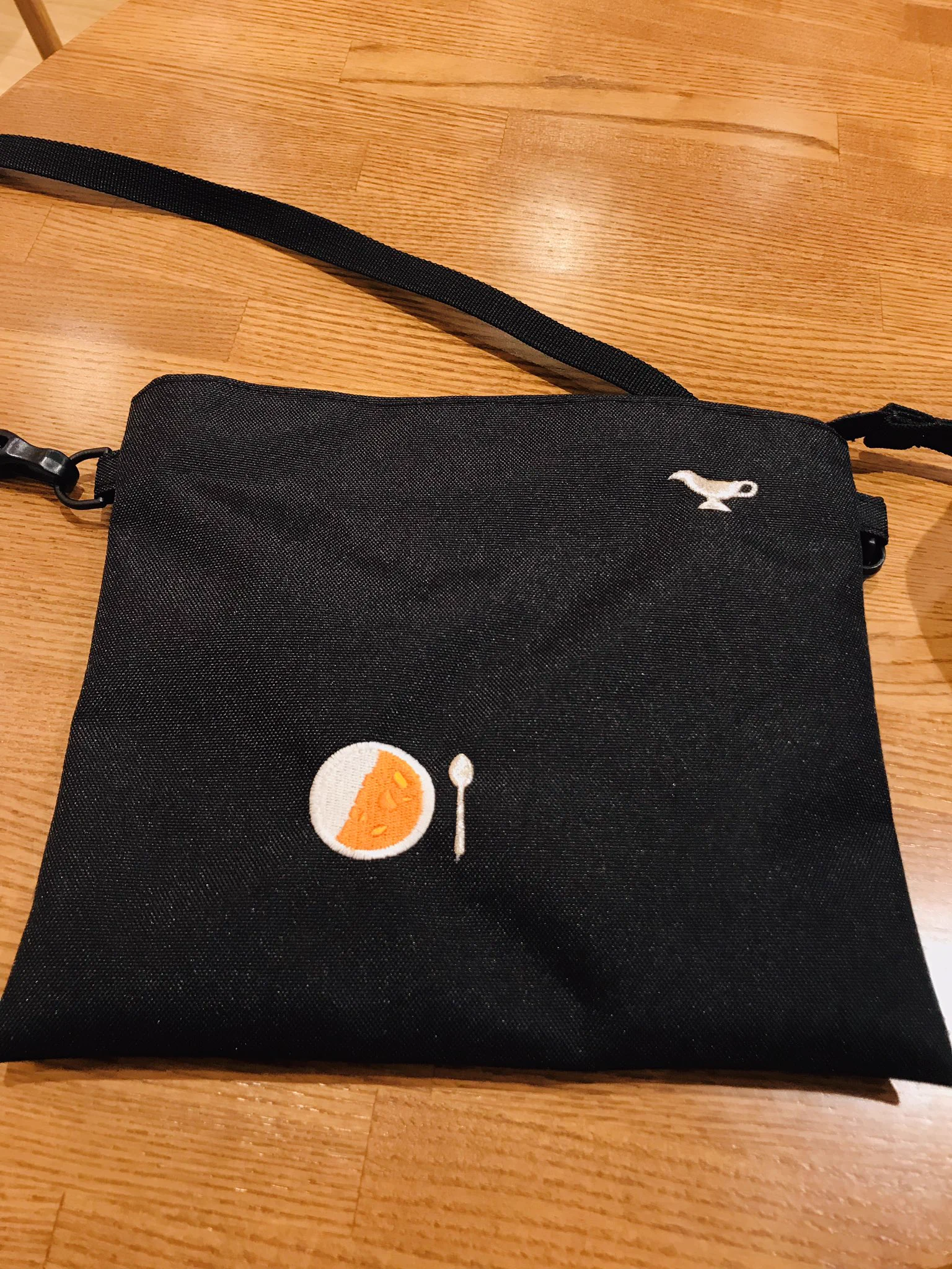 無印の刺繍サービスに期間限定でカレーが登場！意外と可愛いww