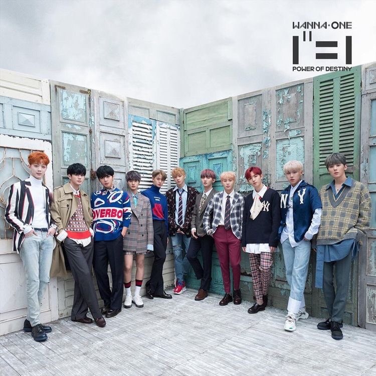 chikaaoo's tweet photo. happy 2nd anniversary wannaone❤️
#TwoYearsWithWannaOne약속해요 
#WANNAONE https://t.co/2lnfyxXIyO