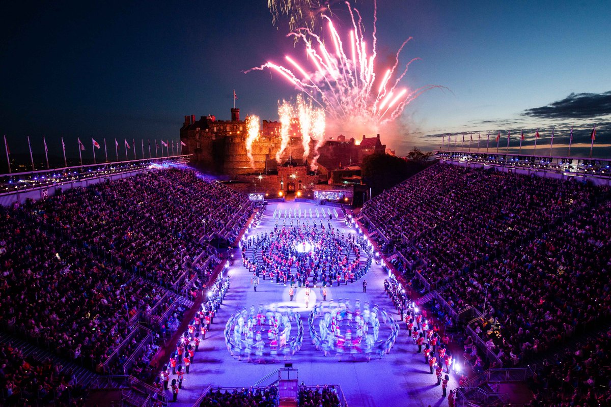 EdinburghTattoo's tweet photo. Each of our performances include a spectacular Firework display. If you are interested in finding out this year’s firework times, or flyover dates please follow this link https://t.co/9eBN19qSTD #EdinTattoo #Kaleidoscope2019 https://t.co/WBbbnPDGGt