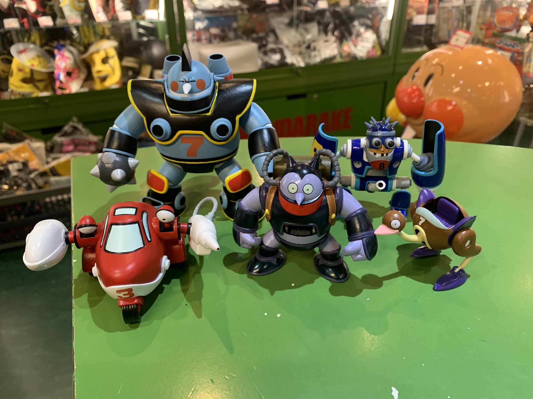 טוויטר 宮越館長 コンプｒｅｘ編集部 בטוויטר オーガニック Dr スランプ アラレちゃん Dr マシリト 世界征服計画 集まる キャラメルマン フィギュアも集結やい 数々のキャラメルマンの造形が最高過ぎるぜっ ボーナスパーツで組んだキャラメルマン7号のイカつ